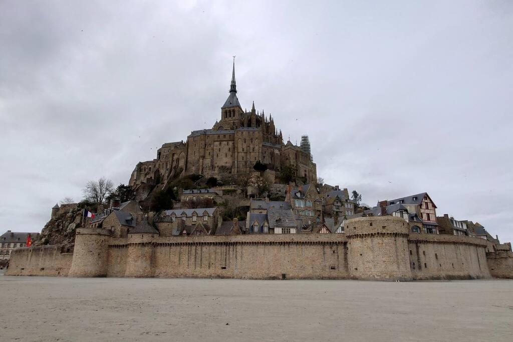 Gite La Mer, A La Campagne En Normandie, Proche Du Mont St Michel Lolif Dış mekan fotoğraf